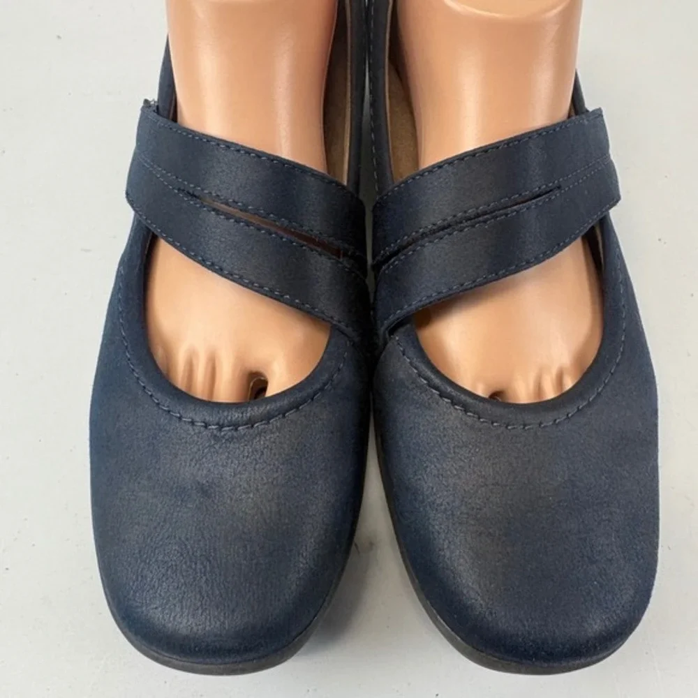 Easy Spirit Aranza2 Women Size 10M Navy Blue Mary Jane Flats Comfort Shoes